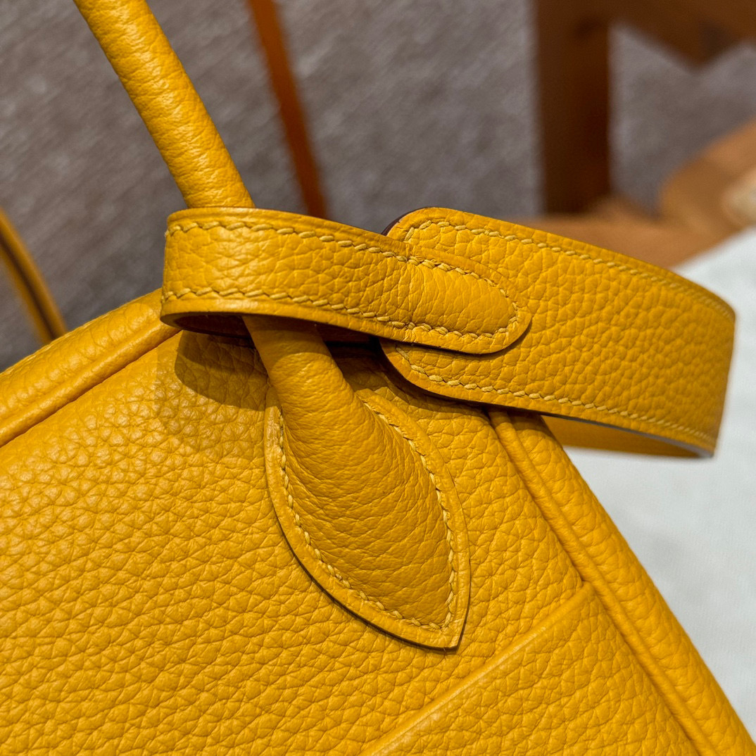 Dimensioni Hermes Lindy: 26*18*12cm