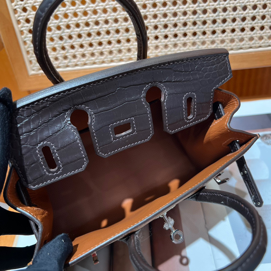 Hermes Birkin Faubourg Touch Size：20*16*11cm