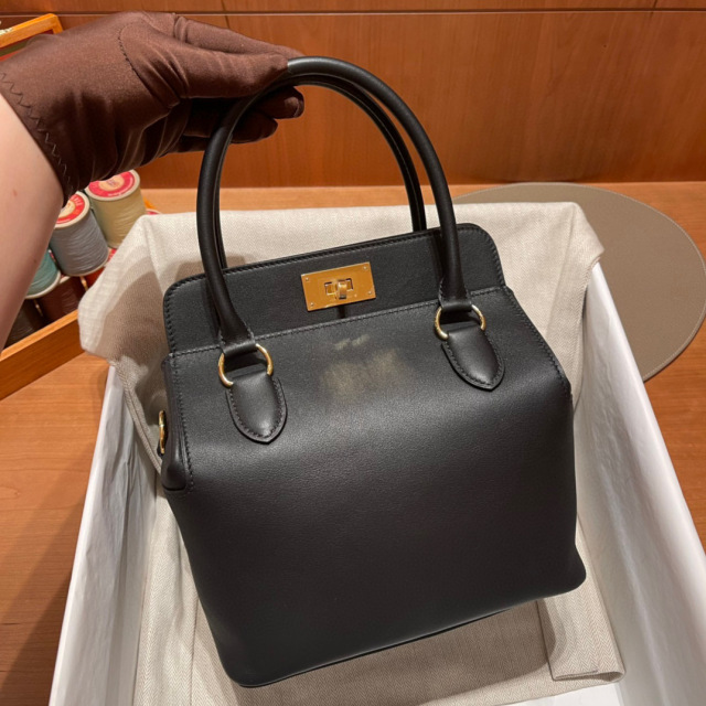Dimensioni della cassetta degli attrezzi Hermes: 20*21*15 cm