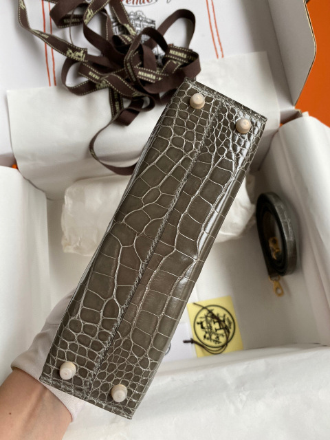 Hermes Kelly mini Dimensioni: 19*12*5,5 cm