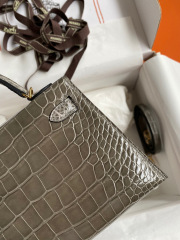 Hermes Kelly mini Dimensioni: 19*12*5,5 cm