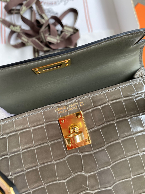 Hermes Kelly mini Dimensioni: 19*12*5,5 cm