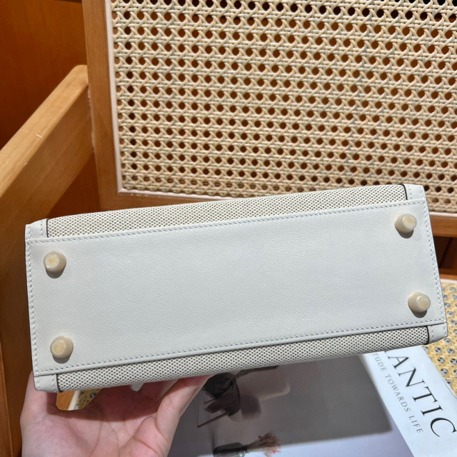 Hermes Kelly  Size：25*17*7cm
