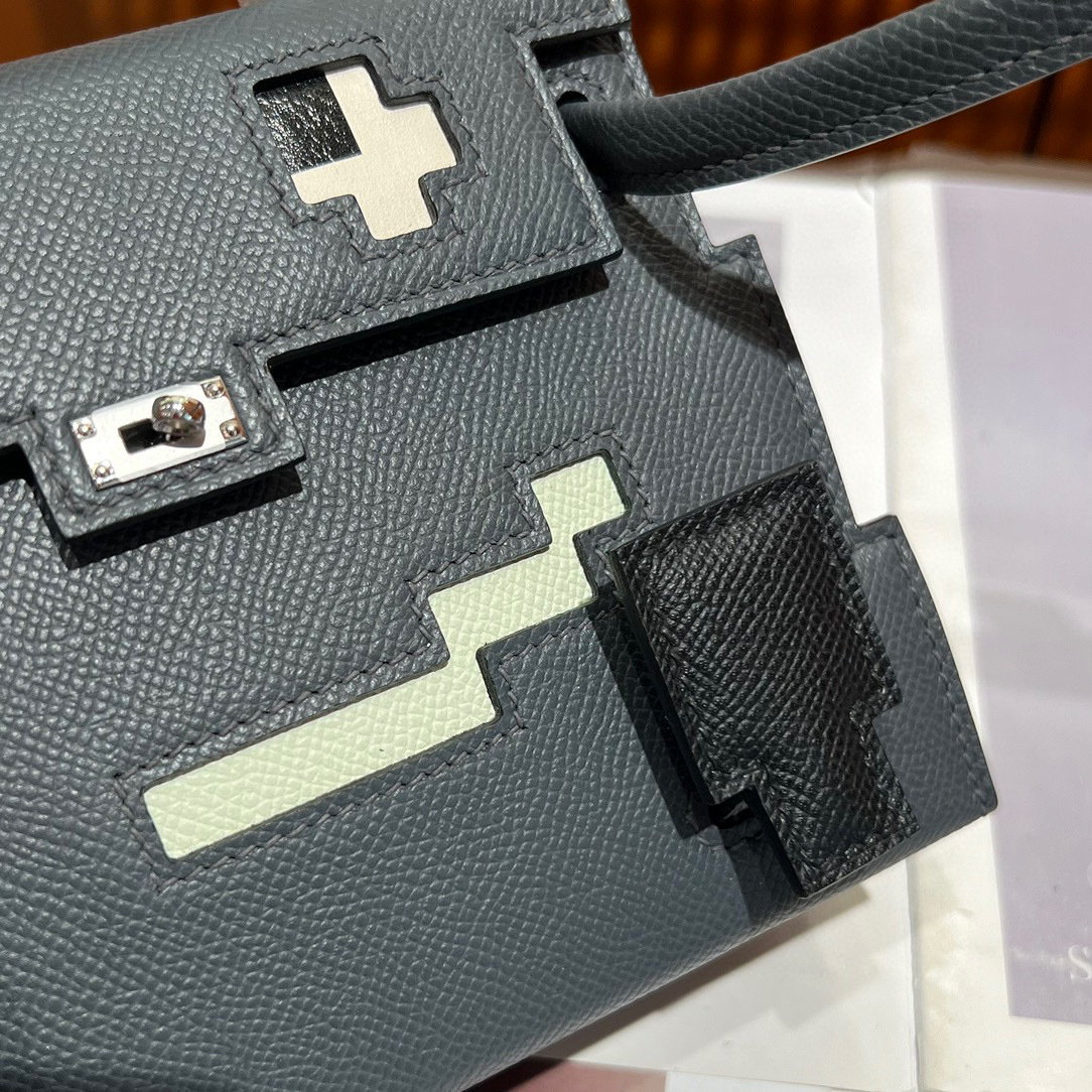 Hermes Kelly doll  Size：18*15*6cm