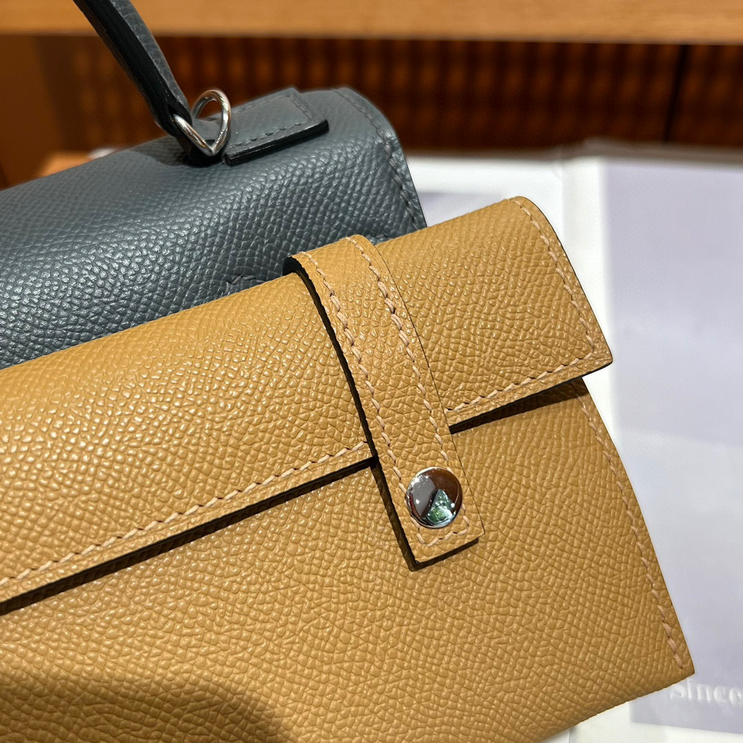 Hermes Kelly doll  Size：18*15*6cm