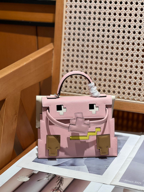 Bambola Kelly Hermes Dimensioni: 18*15*6cm