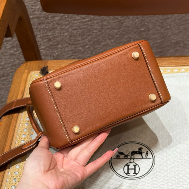 Hermes  Lindy  Size：19*12.5*9cm