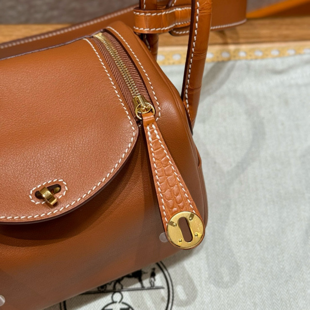 Hermes  Lindy  Size：19*12.5*9cm