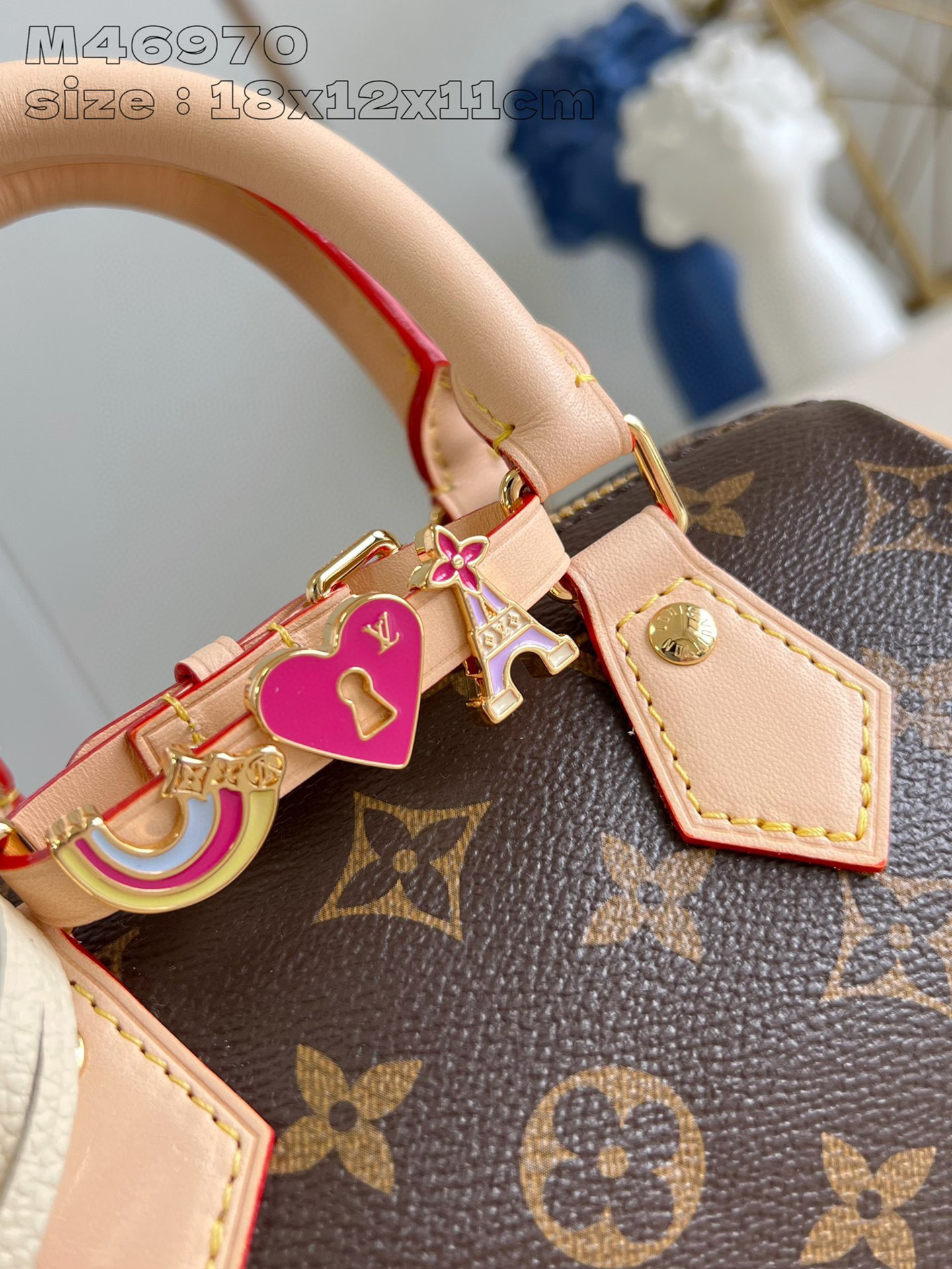 Louis Vuitton speedy Size：18*12.5*11cm