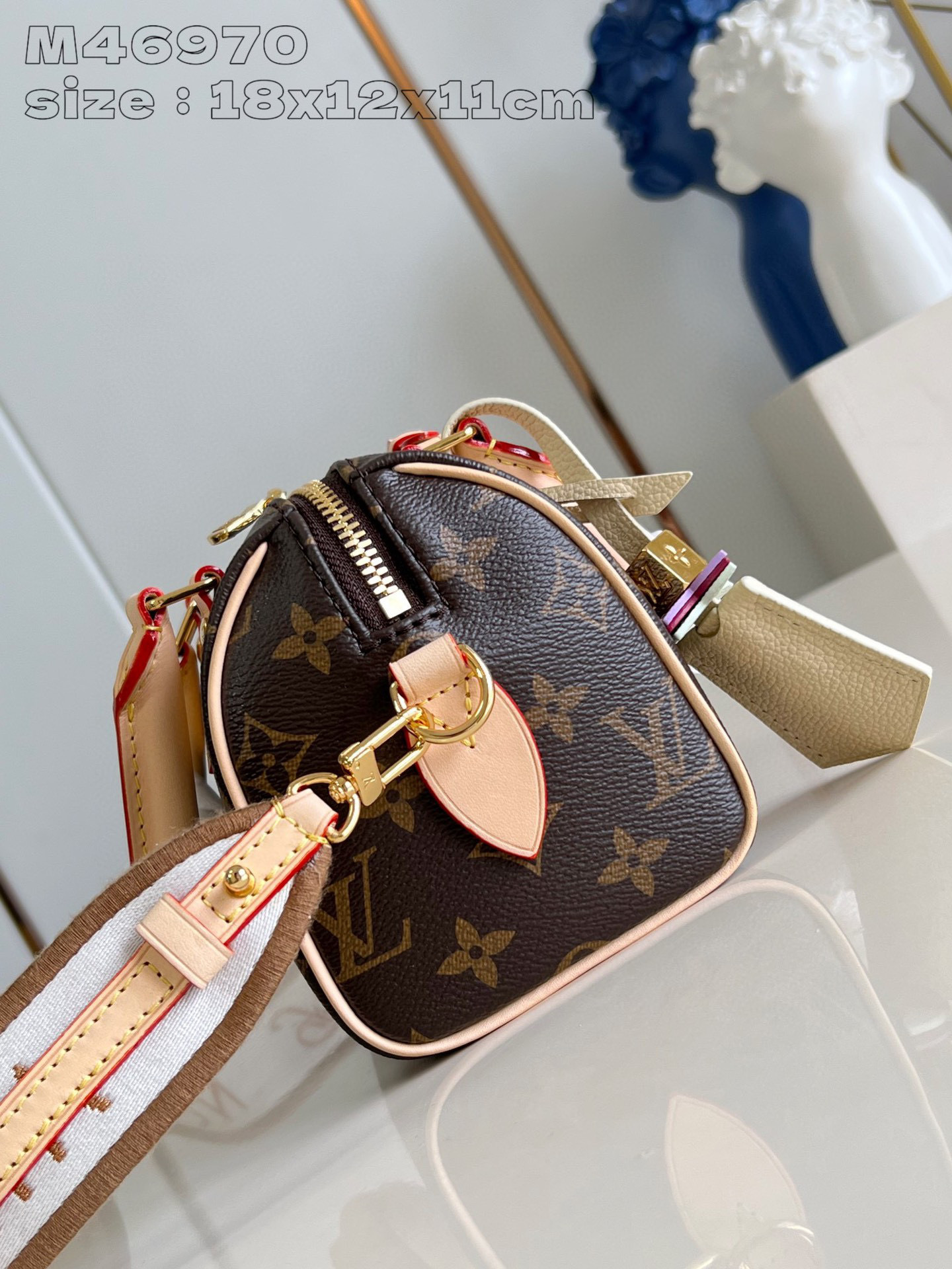 Louis Vuitton speedy Size：18*12.5*11cm