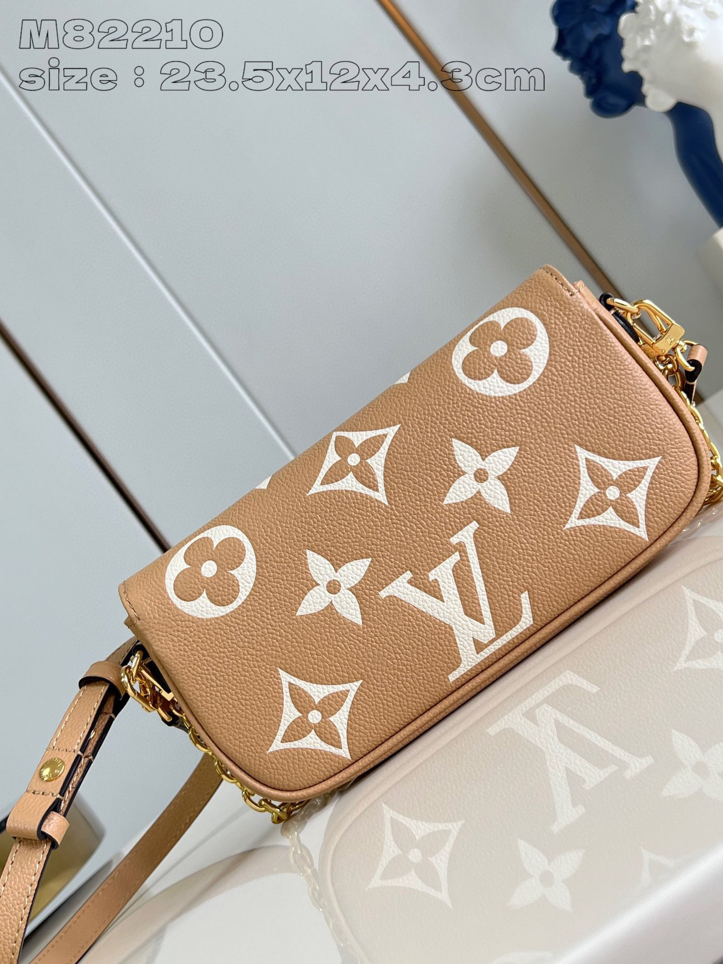 Portafoglio Louis Vuitton con catena Ivy Dimensioni: cm