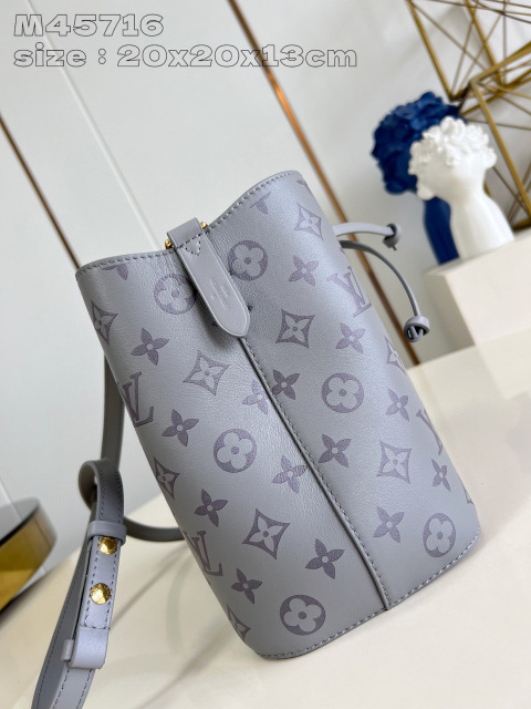 Louis Vuitton Néonoé BB Size：20*20*13cm