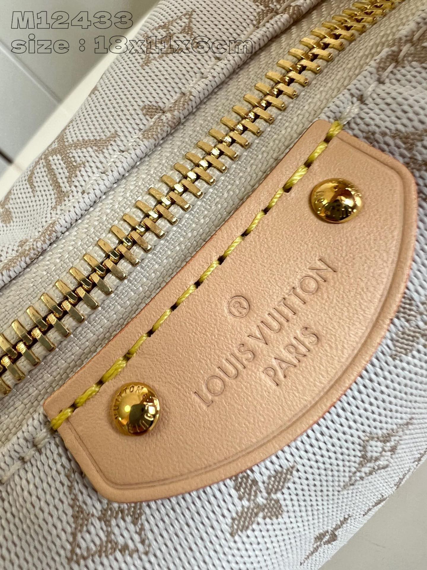 Louis Vuitton Hills Pochette Größe: 18,5 x 11 x 6,5 cm
