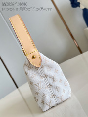 Louis Vuitton Hills Pochette Größe: 18,5 x 11 x 6,5 cm