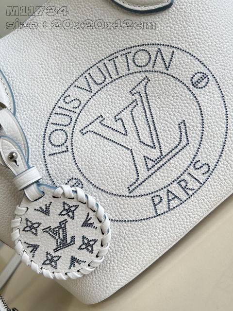 Dimensioni Louis Vuitton Blossom: 20*20*12,5 cm