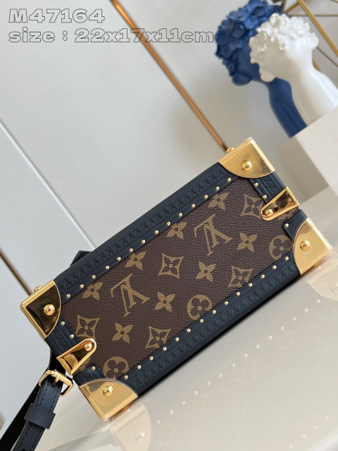 Louis Vuitton Petite Valise Saiz：22.5*17.5*11sm