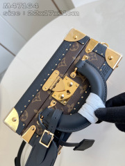 Louis Vuitton Petite Valise Saiz：22.5*17.5*11sm