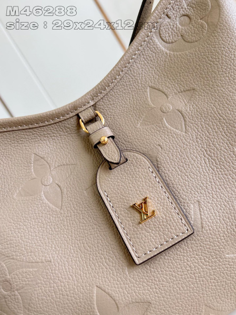 Louis Vuitton CarryAll Size：29*24*12cm