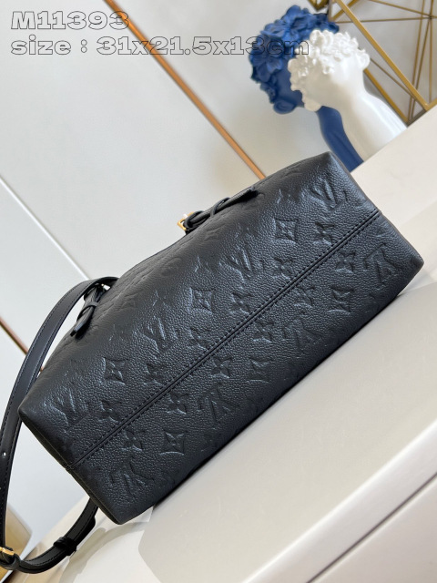Dimensioni borsa Louis Vuitton Babylone: 31 x 21,2 x 13 cm