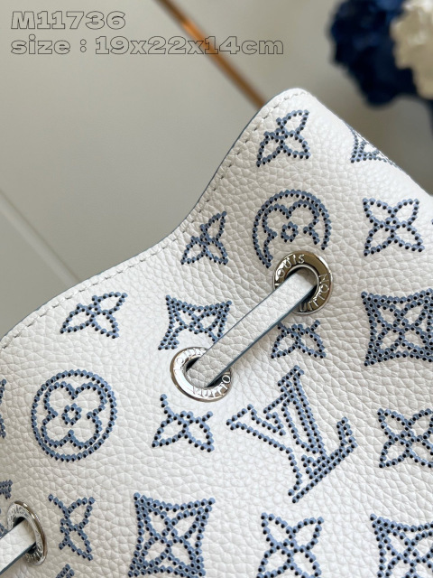 Louis Vuitton Bella Größe: 19 * 22 * 14 cm