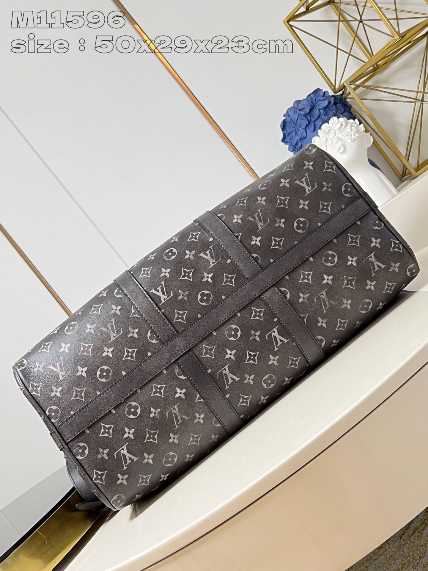 Louis Vuitton Pharrell Williams Size：50*29*23cm