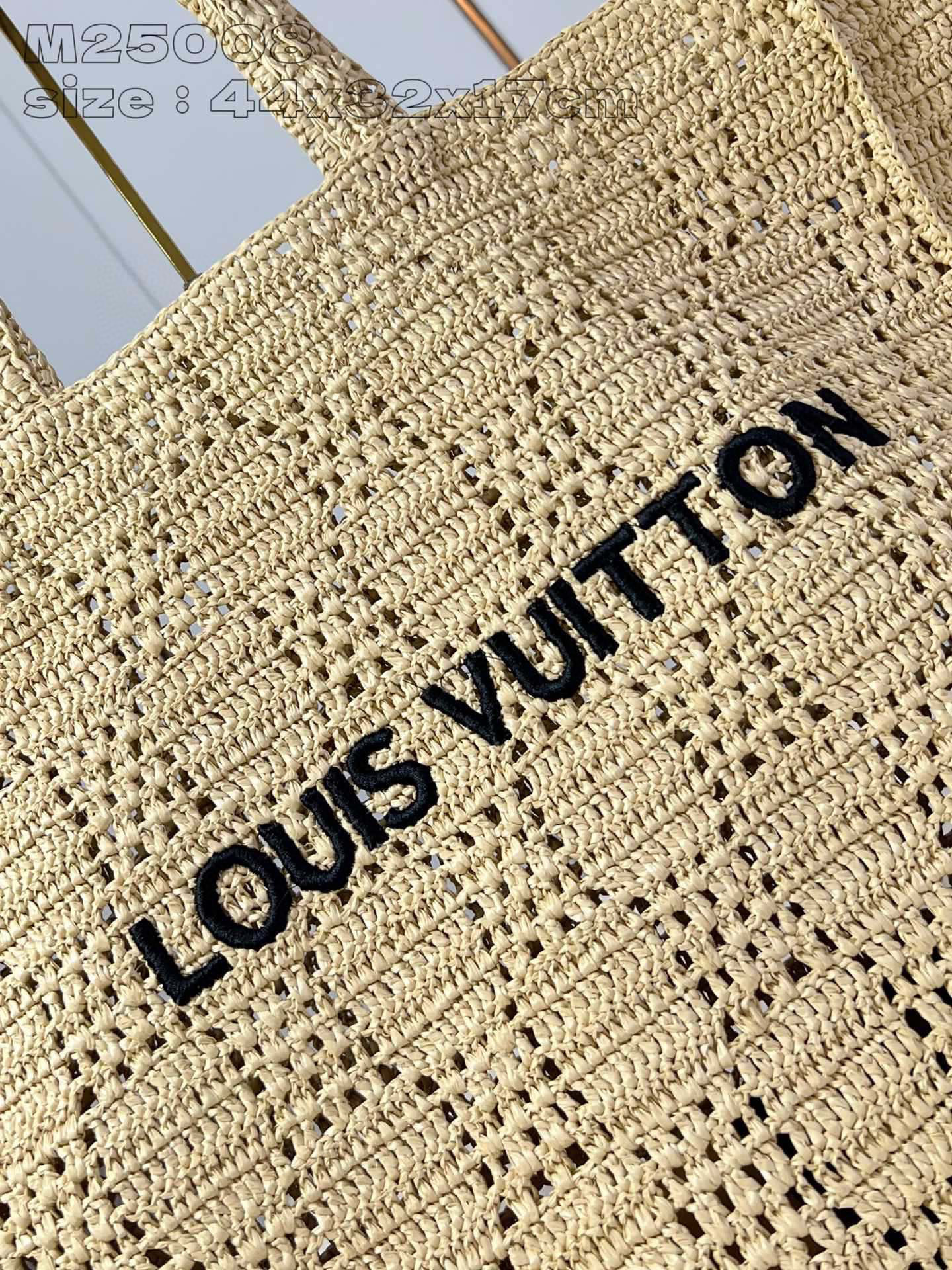 Louis Vuitton Shopper Size：44*32.*17cm