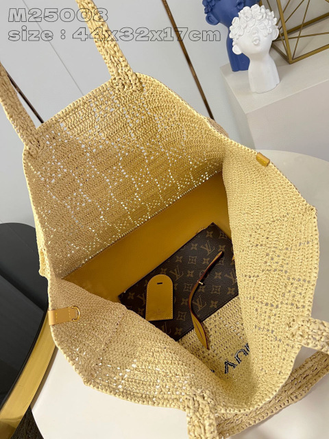 Louis Vuitton Shopper Size：44*32.*17cm