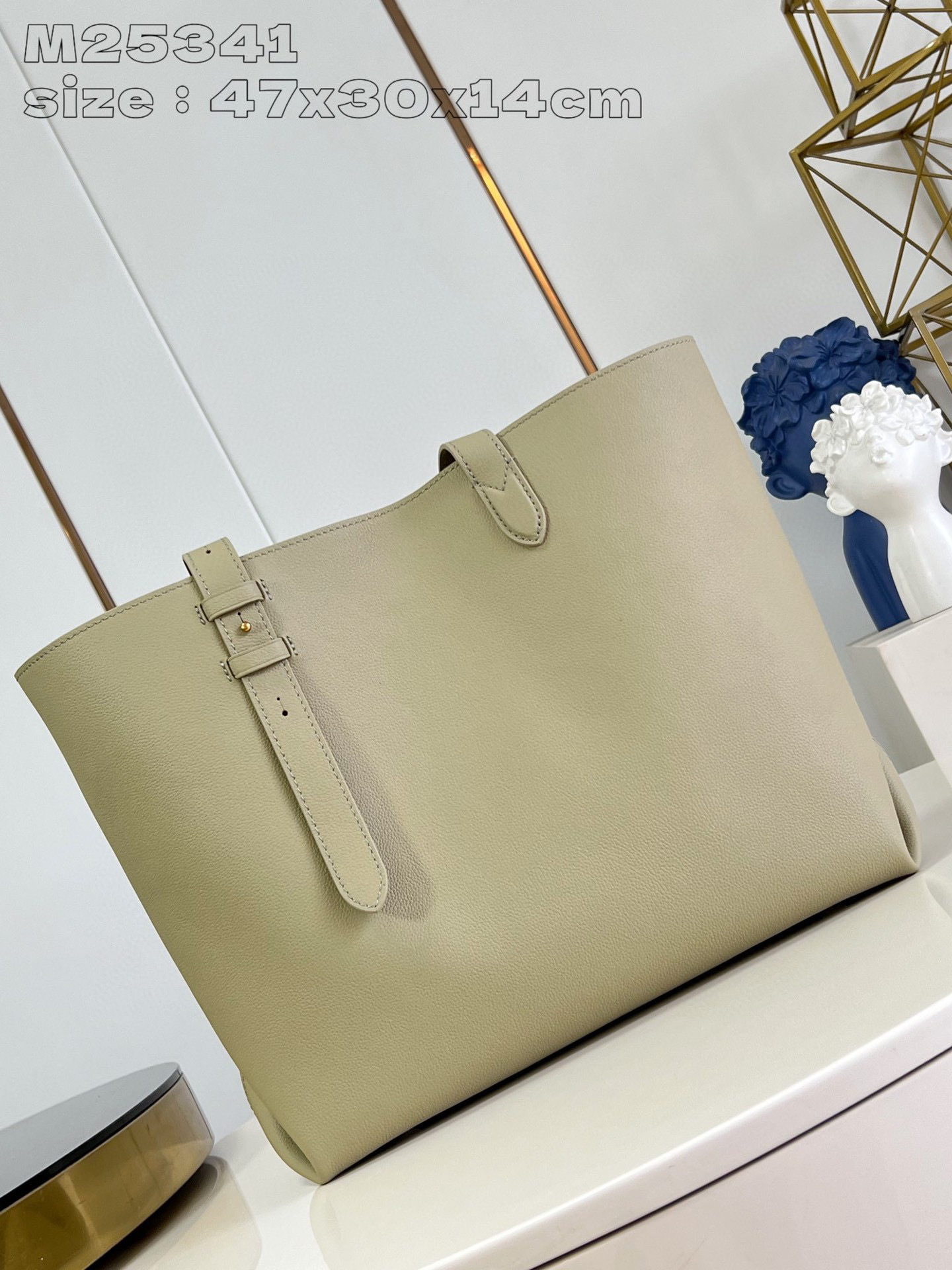 Louis Vuitton Low Key Cabas Größe: 47 * 30 * 14 cm