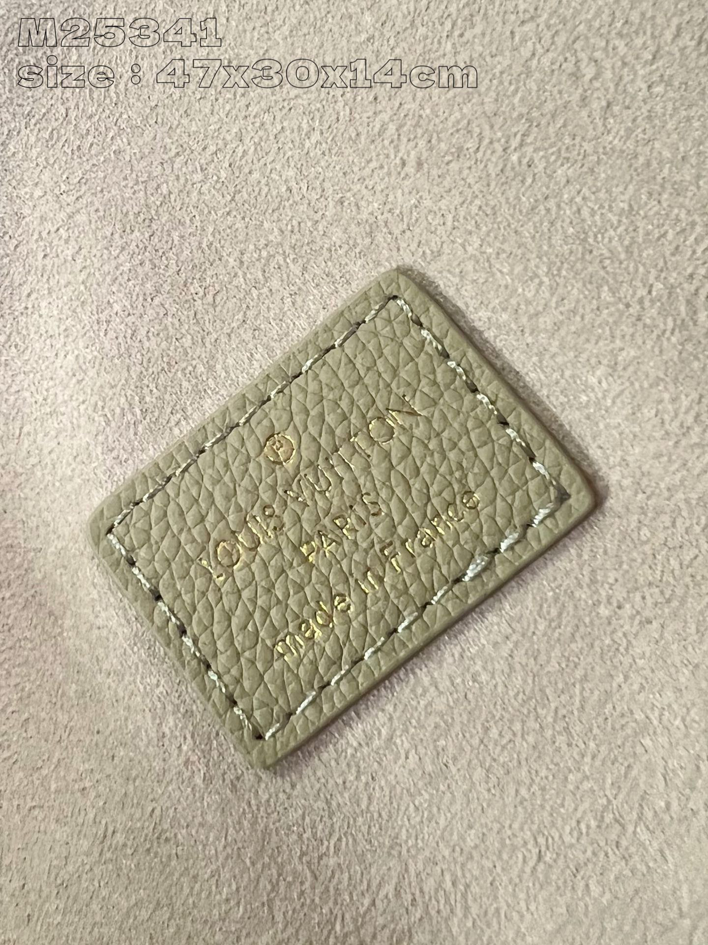 Louis Vuitton Low Key Cabas Größe: 47 * 30 * 14 cm
