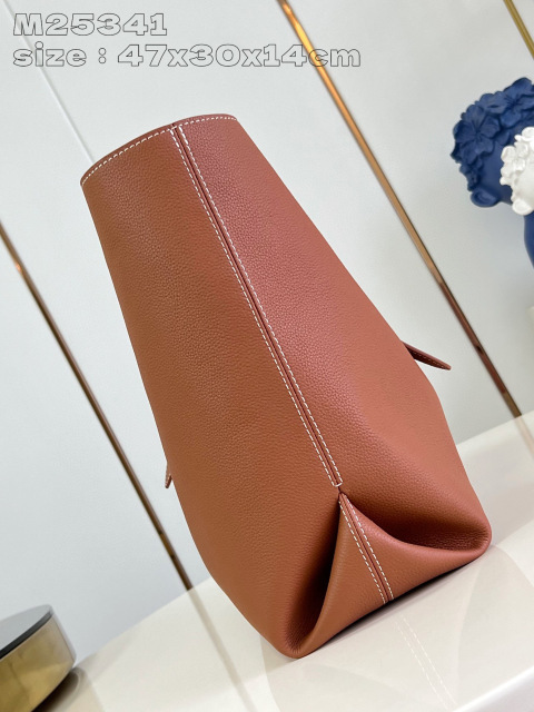 Louis Vuitton Low Key Cabas Dimensioni: 47*30*14cm