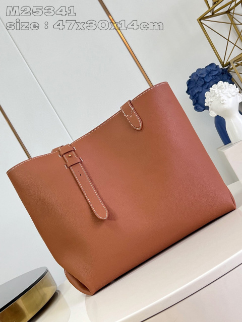 Louis Vuitton Low Key Cabas Dimensioni: 47*30*14cm