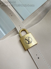 Louis Vuitton Low Key Cabas Dimensioni: 47*30*14cm