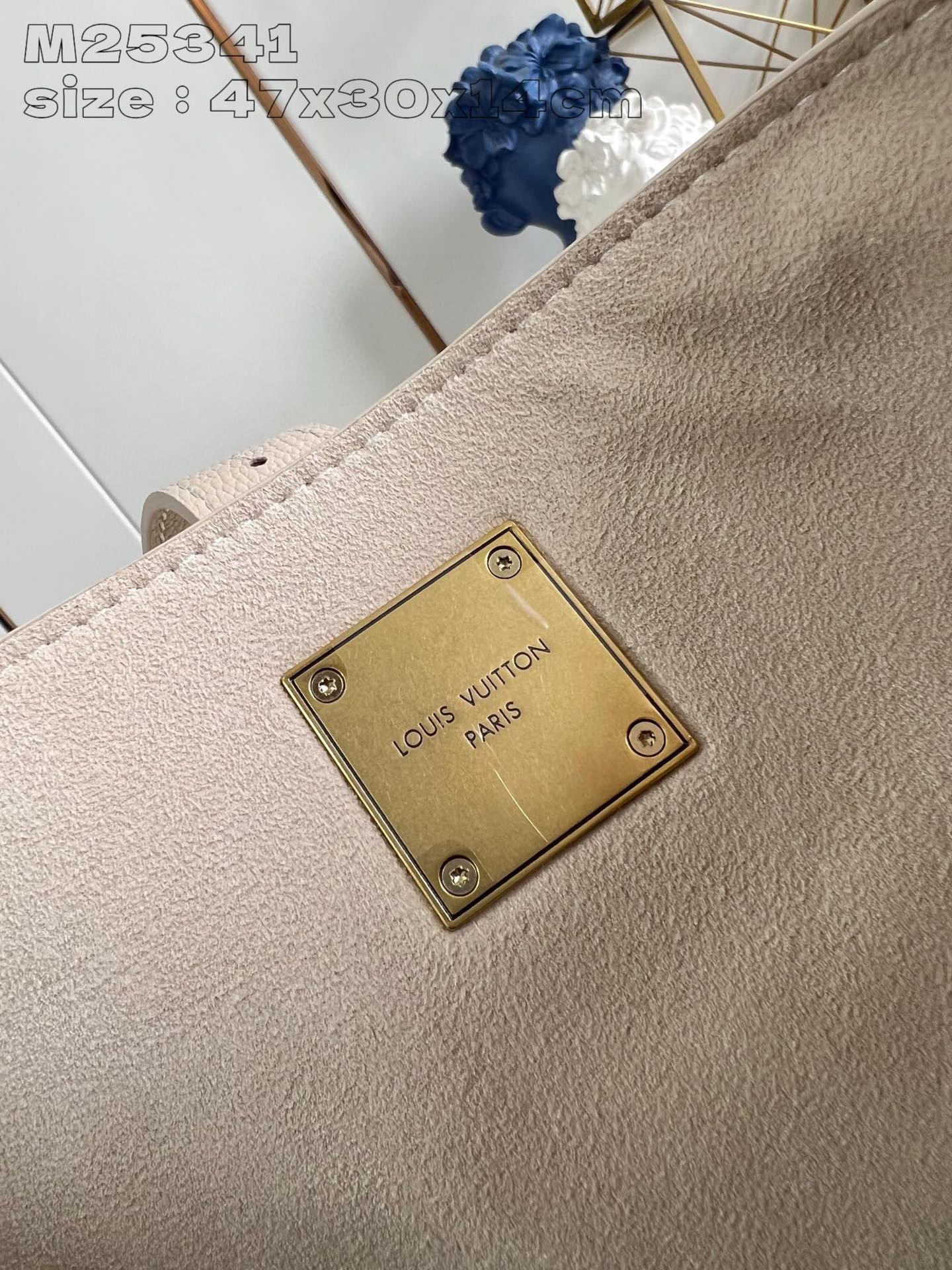 Louis Vuitton Low Key Cabas Dimensioni: 47*30*14cm