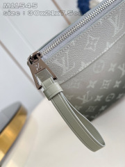 Louis Vuitton Pochette Voyage Souple Dimensioni: 30 x 21 x 7,5 cm