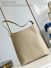 Louis Vuitton Low Key Hobo Size：31*35*18cm