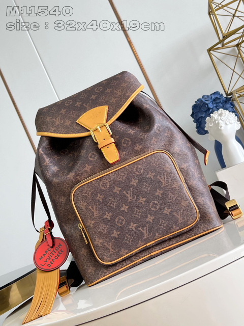Louis Vuitton Montsouris  Size：32*40*19cm