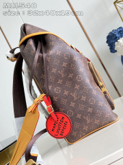 Louis Vuitton Montsouris  Size：32*40*19cm