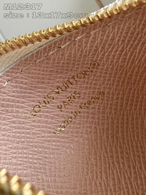 Dimensioni secchiello Louis Vuitton Nano: 13*17*9cm