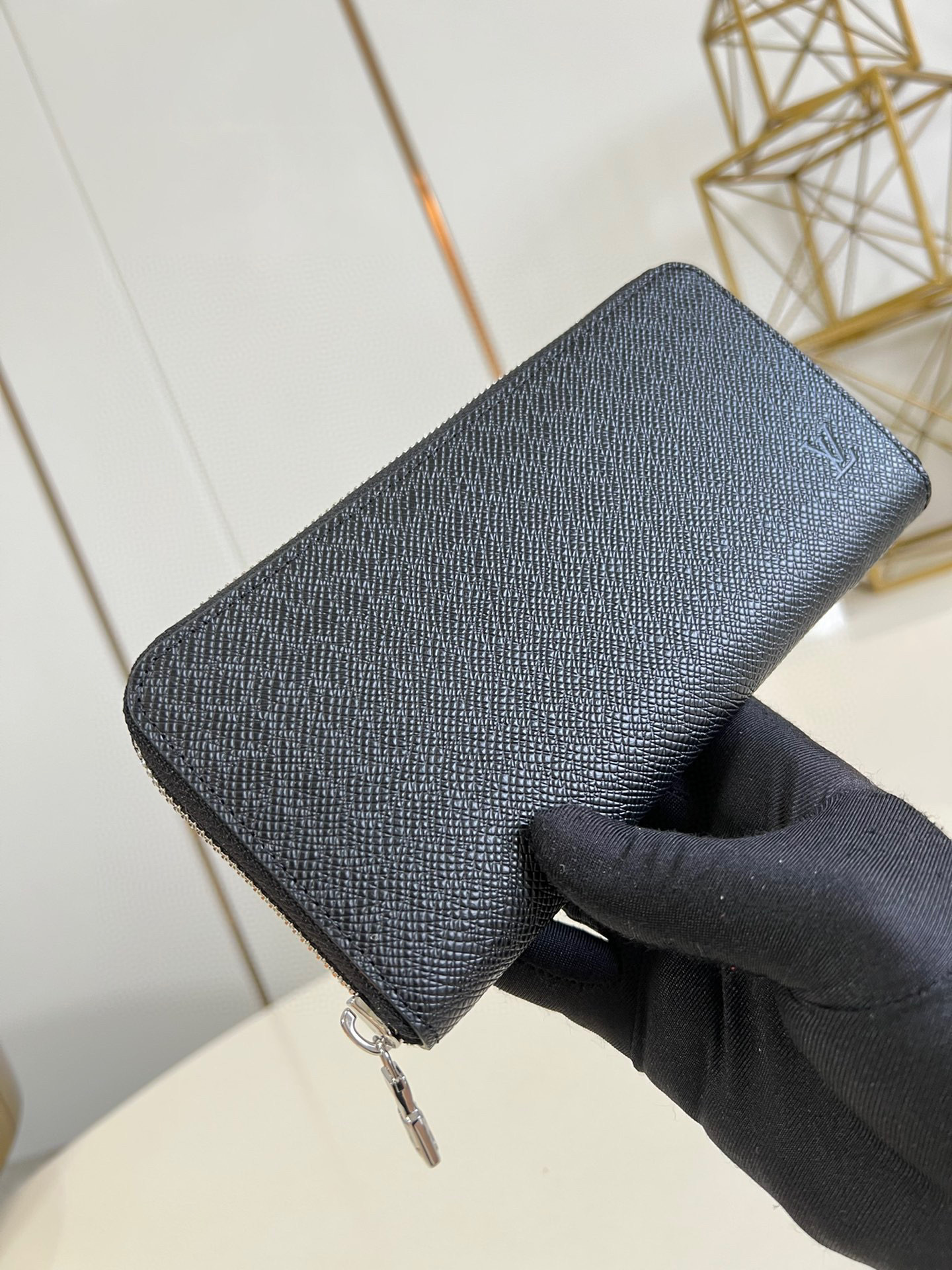 Louis Vuitton Zippy Size：21*10*2.5cm