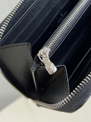 Louis Vuitton Zippy Size：21*10*2.5cm