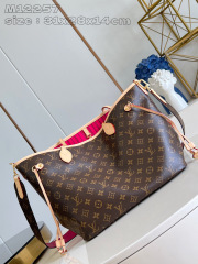 Louis Vuitton Neverfull Dimensioni: 31*28*14 cm