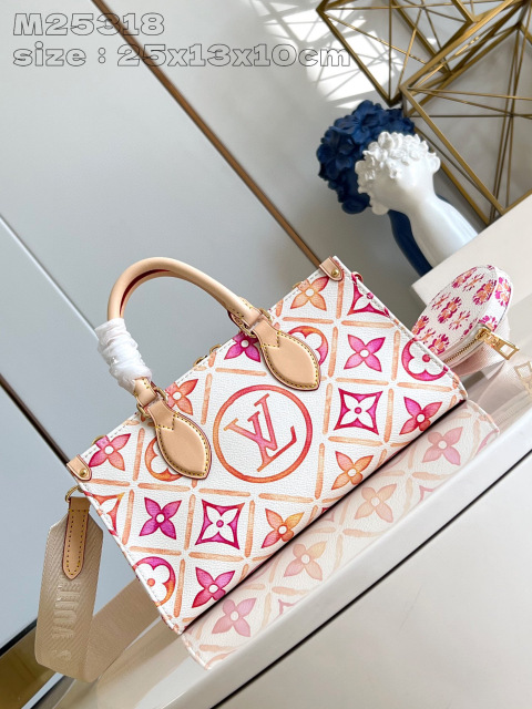 Louis Vuitton OnTheGo East West Saiz：25*13*10sm