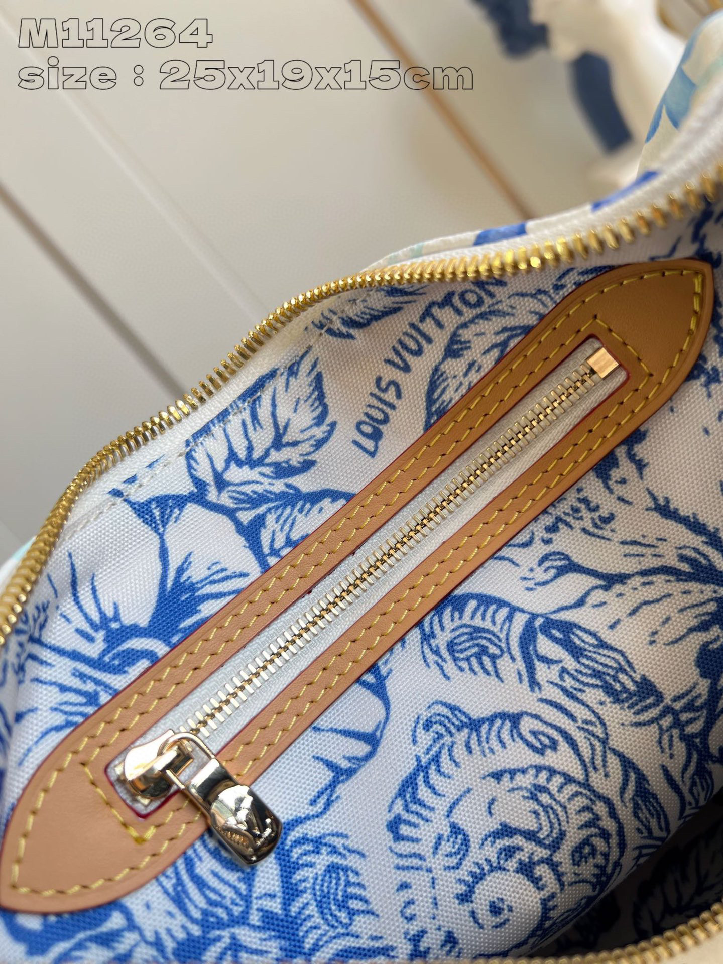 Louis Vuitton Speedy Bandoulière Dimensioni: 25 x 19 x 15 cm
