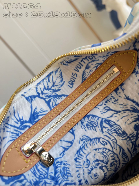 Louis Vuitton Speedy Bandoulière Dimensioni: 25 x 19 x 15 cm