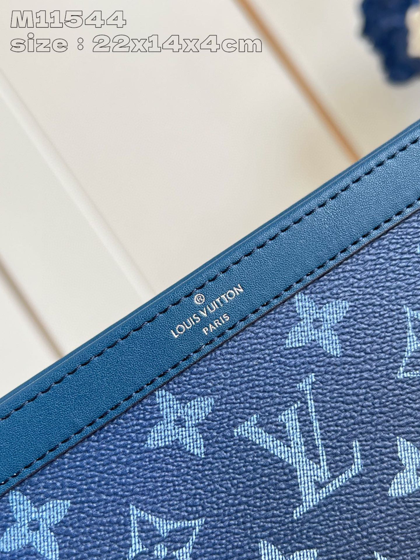 Louis Vuitton Gaston mini Dimensioni: 22*14.5*4.5cm