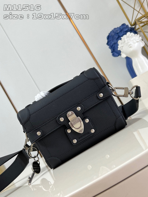 Louis Vuitton Soul Trunk Size：19*15*7cm