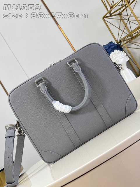 Louis Vuitton Porte Documenti Dimensioni viaggio: 36,5 * 27,5 * 6 cm