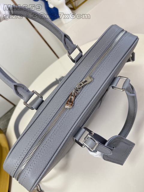 Louis Vuitton Porte Documenti Dimensioni viaggio: 36,5 * 27,5 * 6 cm