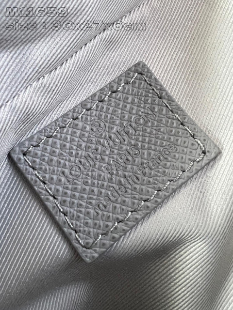 Louis Vuitton Porte Documenti Dimensioni viaggio: 36,5 * 27,5 * 6 cm