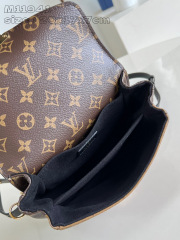Louis Vuitton Pochette Métis Size：20*17*7cm